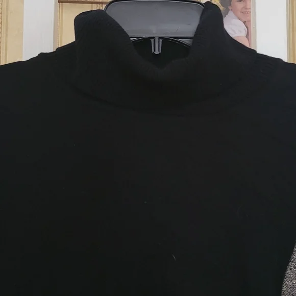 ALFANI Turtleneck Poncho Sweater Size Medium - Picture 5 of 9